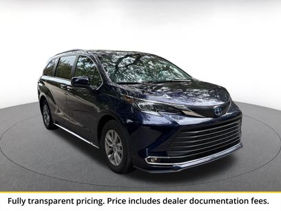 Used 2024 Toyota Sienna XLE