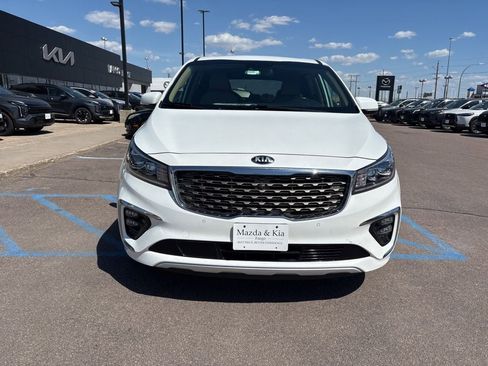 Used 2019 Kia Sedona SX FWD image 2