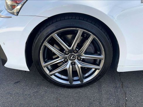 Used 2020 Lexus IS 350 F Sport w/ F Sport Package RWD image 11