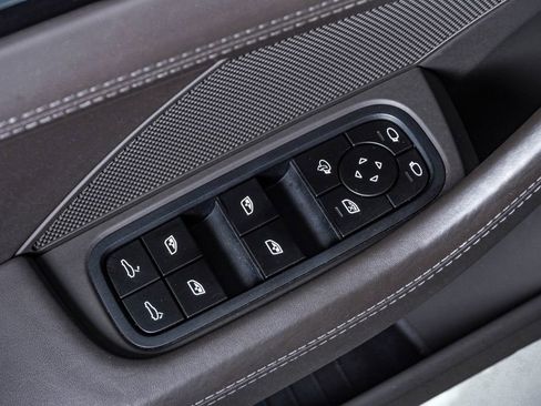 Certified 2023 Porsche Panamera 4 Platinum Edition image 26