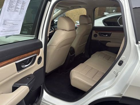 Used 2018 Honda CR-V Touring image 28