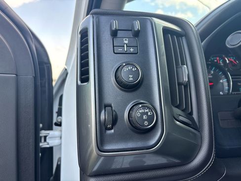 Used 2019 Chevrolet Silverado 2500 LTZ w/ Duramax Plus Package image 15
