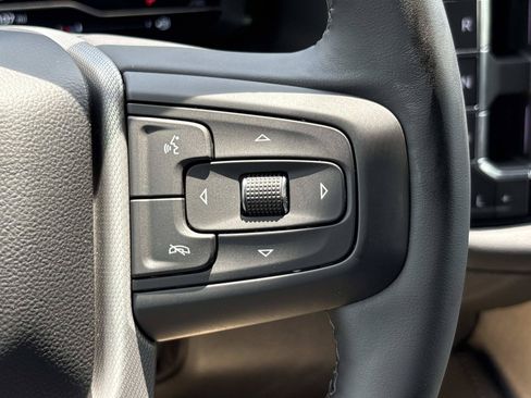 Used 2024 GMC Yukon XL Denali AWD/4WD image 19