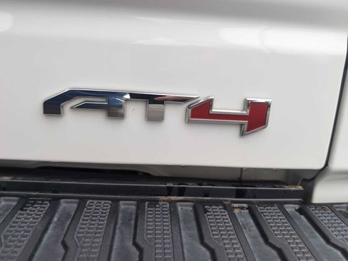 Used 2024 GMC Sierra 1500 AT4 w/ Technology Package AWD/4WD image 34