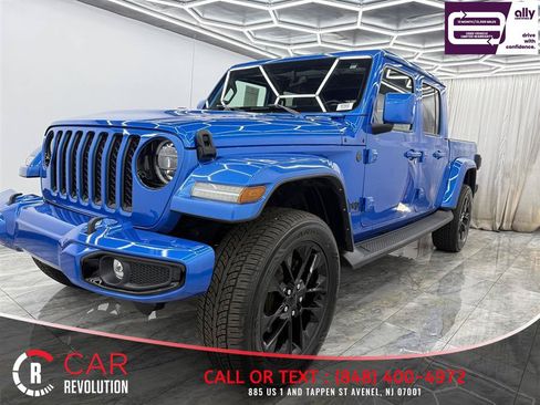 Used 2022 Jeep Gladiator Overland AWD/4WD image 3