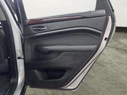 Used 2016 Cadillac SRX Luxury w/ Driver Awareness Package AWD/4WD image 19
