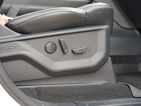 Used 2025 Ford Expedition Max Platinum w/ Driver's Package image 33