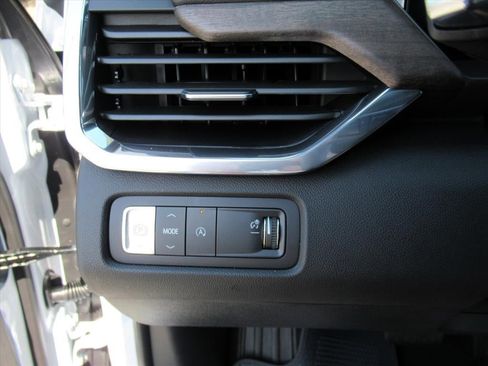 New 2026 GMC Acadia Denali Ultimate w/ LPO, Floor Liner Package FWD image 24