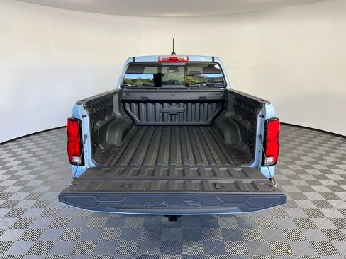 Used 2025 Chevrolet Colorado LT w/ LT Convenience Package AWD/4WD image 9