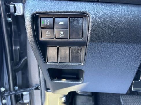 Used 2019 Honda CR-V Touring image 21