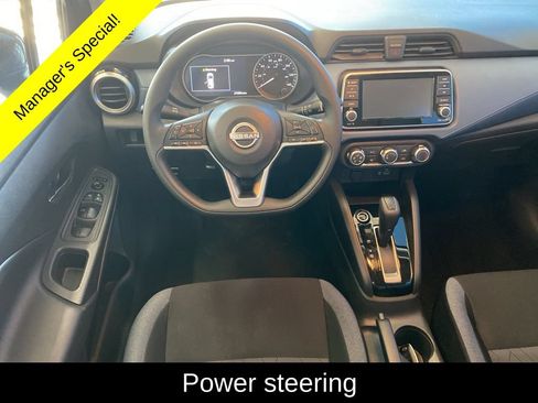 Used 2025 Nissan Versa SV FWD image 5