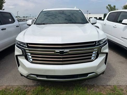 Used 2023 Chevrolet Tahoe High Country AWD/4WD image 2