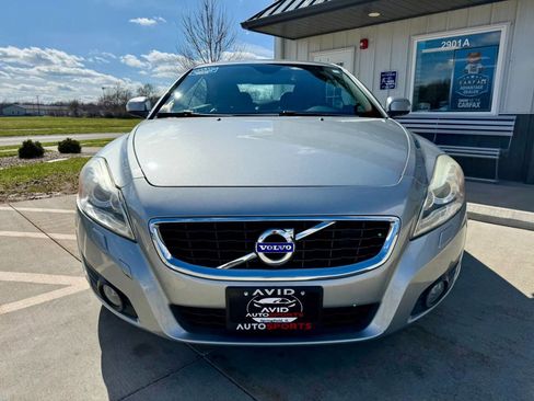 Used 2011 Volvo C70 T5 FWD image 3