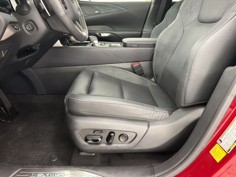 Certified 2024 Lexus RX 350 AWD w/ Convenience Package image 5