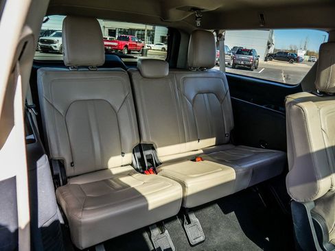 Used 2024 Ford Expedition Max Limited image 23