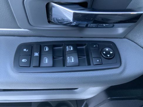 Used 2017 RAM 1500 Big Horn image 24