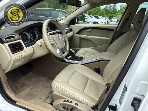 Used 2013 Volvo XC70 T6 AWD/4WD image 10