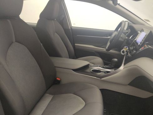 Used 2023 Toyota Camry LE FWD image 21