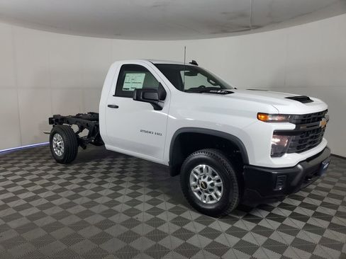 New 2026 Chevrolet Silverado 2500 W/T image 3