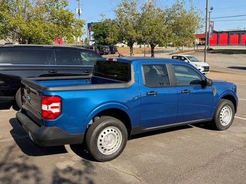 Used 2024 Ford Maverick XL image 3