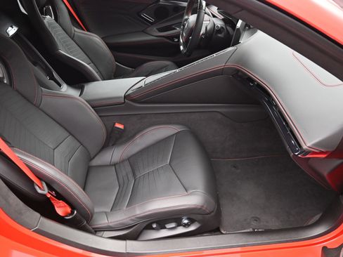 Used 2024 Chevrolet Corvette Z06 w/ Stealth Interior Trim Package RWD image 32