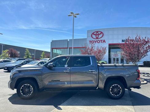 Used 2024 Toyota Tundra Limited AWD/4WD image 2