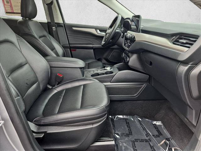 Used 2021 Ford Escape SEL AWD/4WD image 19