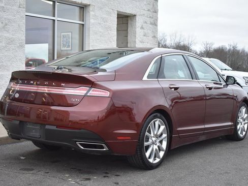 Used 2016 Lincoln MKZ Hybrid image 11
