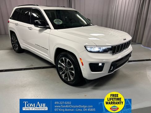 Used 2023 Jeep Grand Cherokee Overland AWD/4WD image 1