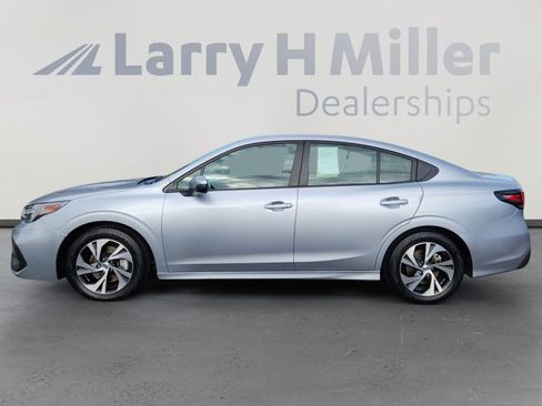 Used 2024 Subaru Legacy Premium image 2