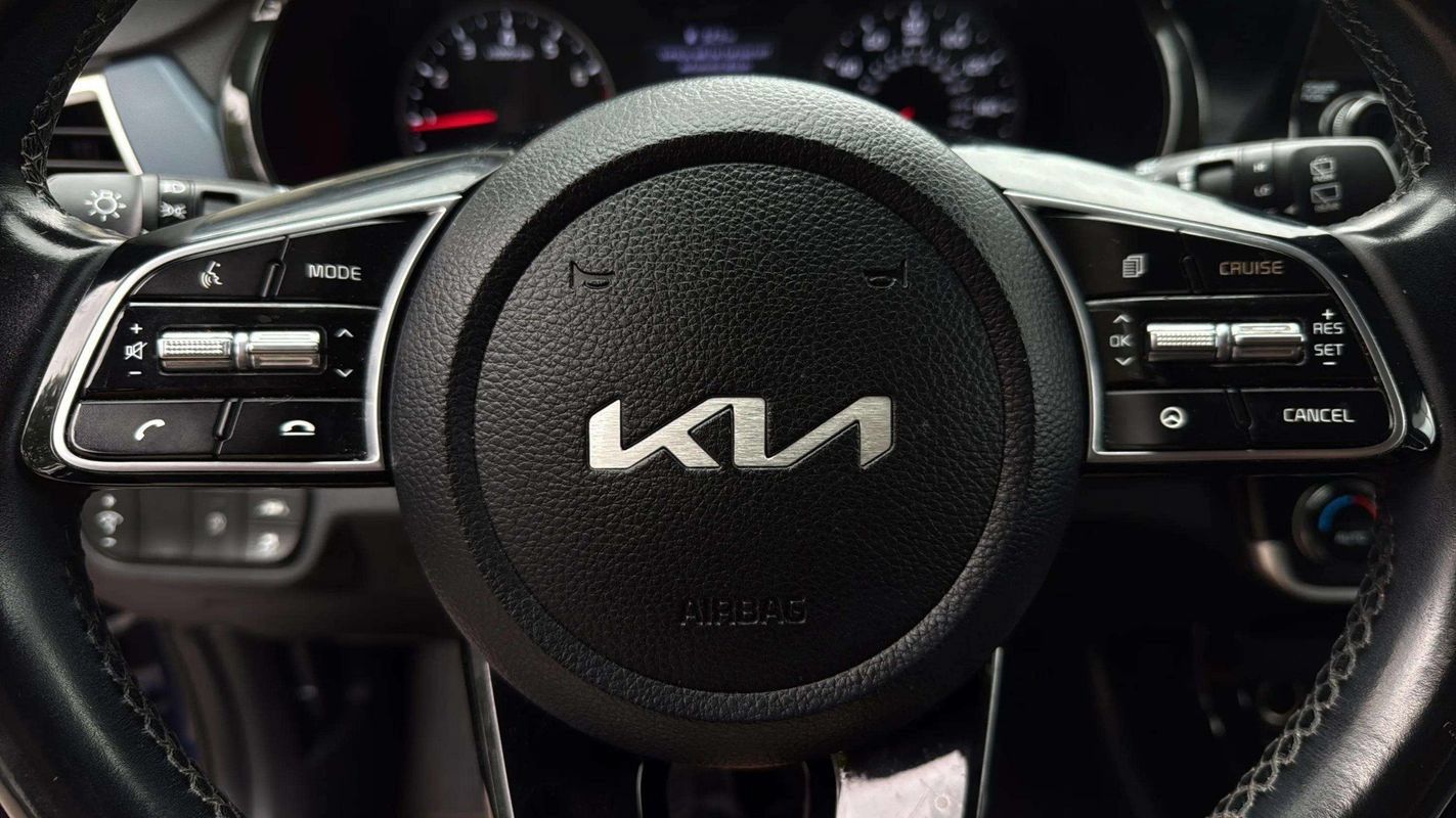 Used 2022 Kia Seltos Nightfall Edition AWD/4WD image 13