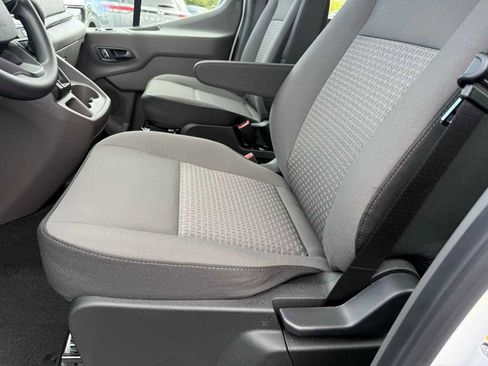 New 2025 Ford Transit 350 XLT image 4