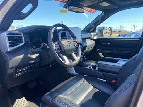 Used 2023 Toyota Tundra Platinum image 10