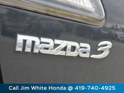 Used 2010 MAZDA MAZDA3 i Touring image 14
