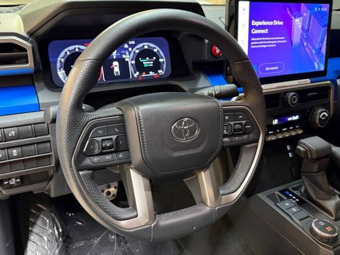 Used 2024 Toyota Tacoma TRD Sport image 14