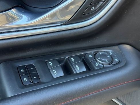 Used 2021 Chevrolet Tahoe RST image 10