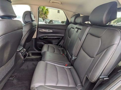 Used 2025 Genesis GV70 2.5T AWD/4WD image 14