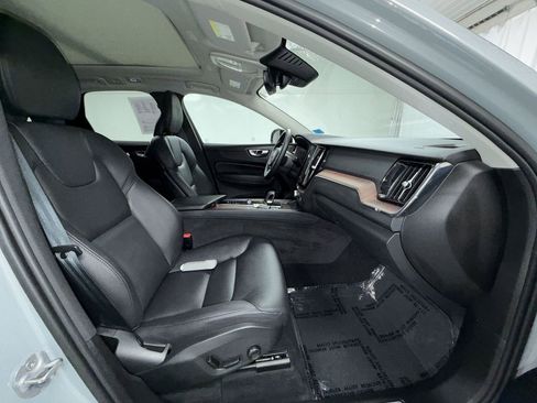 Certified 2024 Volvo XC60 B5 Plus w/ Climate Package image 11