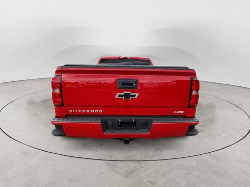 Used 2017 Chevrolet Silverado 1500 LT w/ LT Convenience Package AWD/4WD image 3