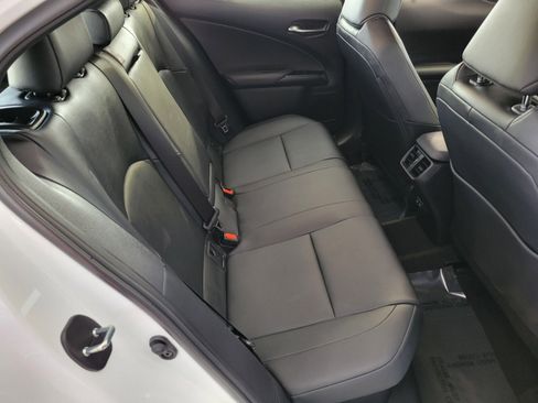 Certified 2024 Lexus UX 250h F Sport image 16