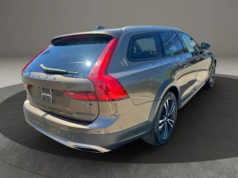 Used 2018 Volvo V90 T5 Cross Country w/ Convenience Package AWD/4WD image 5
