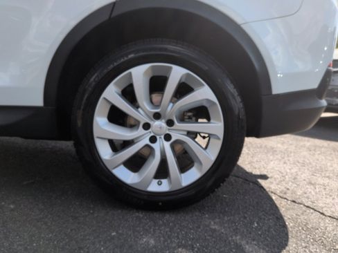 Used 2020 Land Rover Discovery Sport S image 20