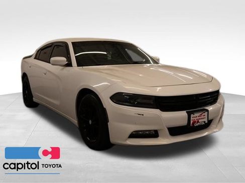 Used 2018 Dodge Charger SXT Plus RWD image 1