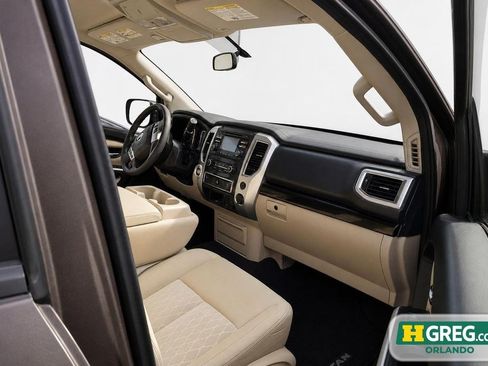Used 2017 Nissan Titan SV RWD image 15