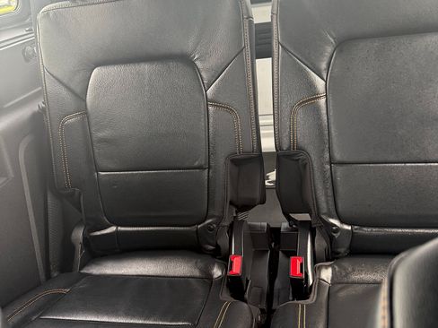 Used 2022 Ford Bronco Badlands AWD/4WD image 16