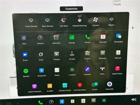 Used 2023 Tesla Model Y Long Range image 13