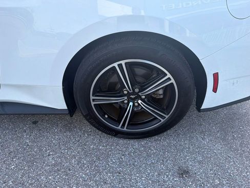 Used 2024 Ford Mustang Coupe RWD image 9