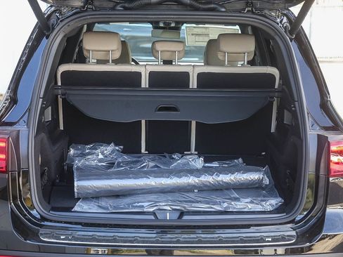 New 2026 Mercedes-Benz GLB 250 4MATIC image 24