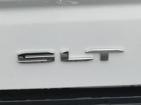 New 2026 GMC Sierra 1500 SLT w/ SLT Premium Plus Package image 40