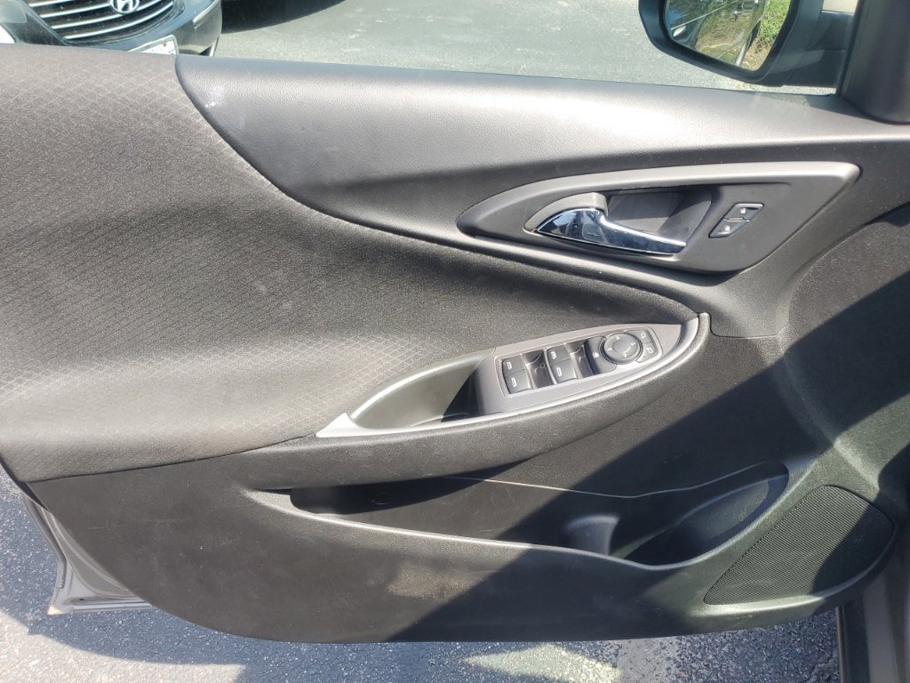 Used 2025 Chevrolet Malibu LT FWD image 15